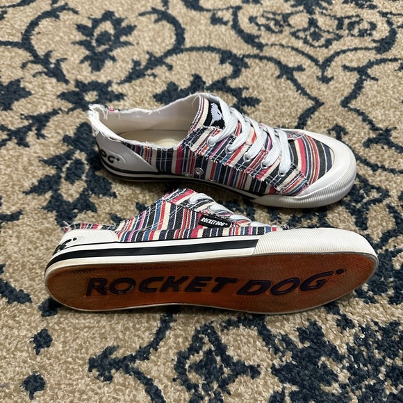 Rocket Dog slip on, lace up shoes. - Picture 3 of 4